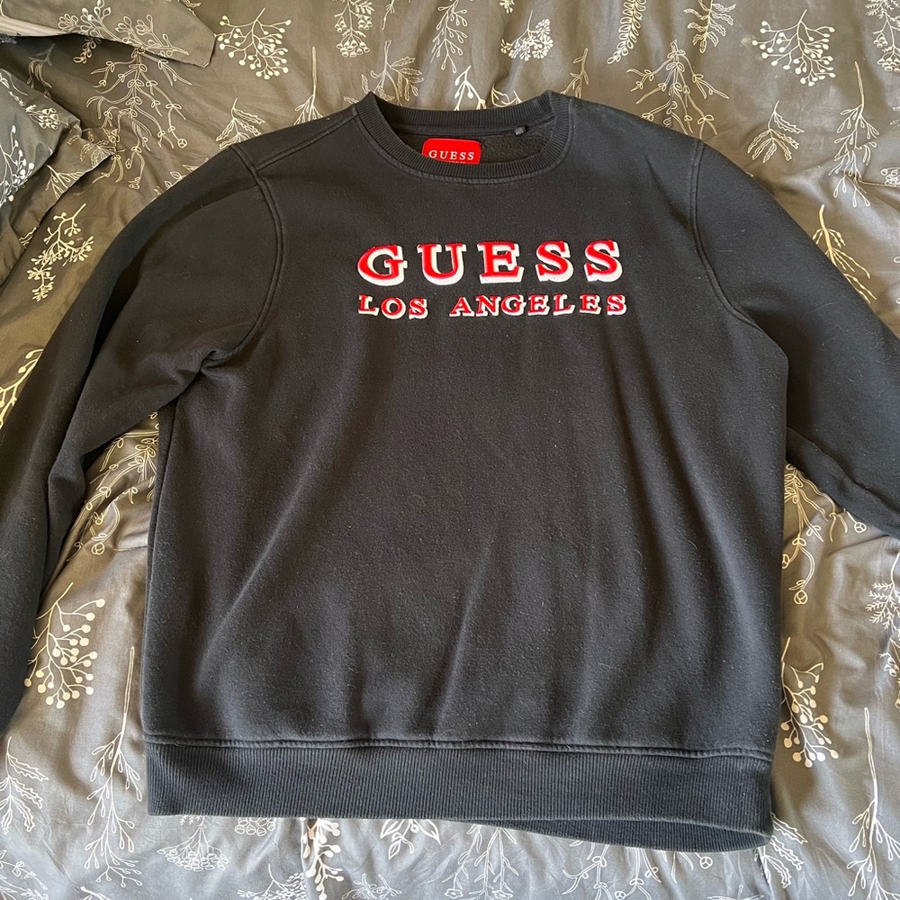 Guess Embroidered Crewneck Sweater (M)